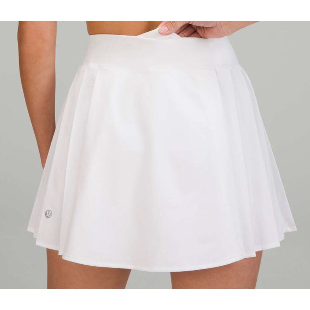 6521 LULULEMON Side-Pleat High-Rise Tennis Skirt White in Sz 8 **FLAW on Front